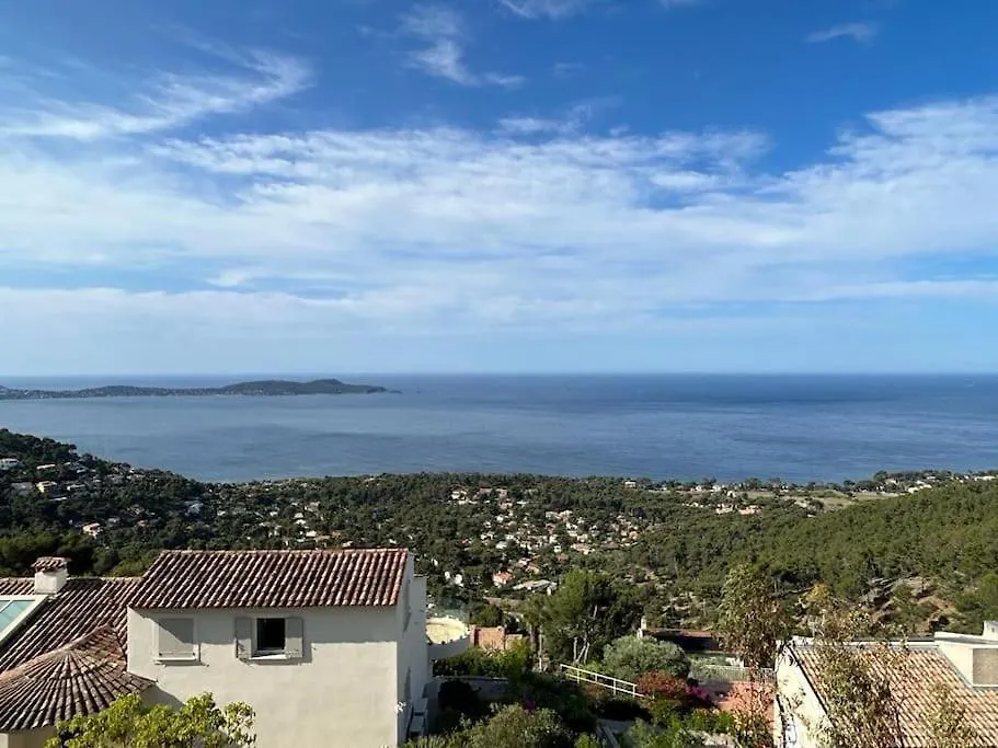 Villa Étoiles d'Or: Seaside Luxury in Carqueiranne France