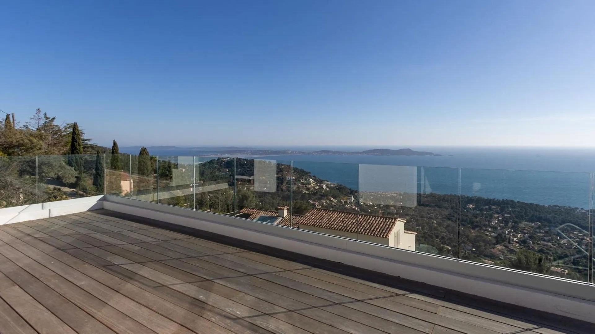 Villa Étoiles d'Or: Seaside Luxury in Carqueiranne