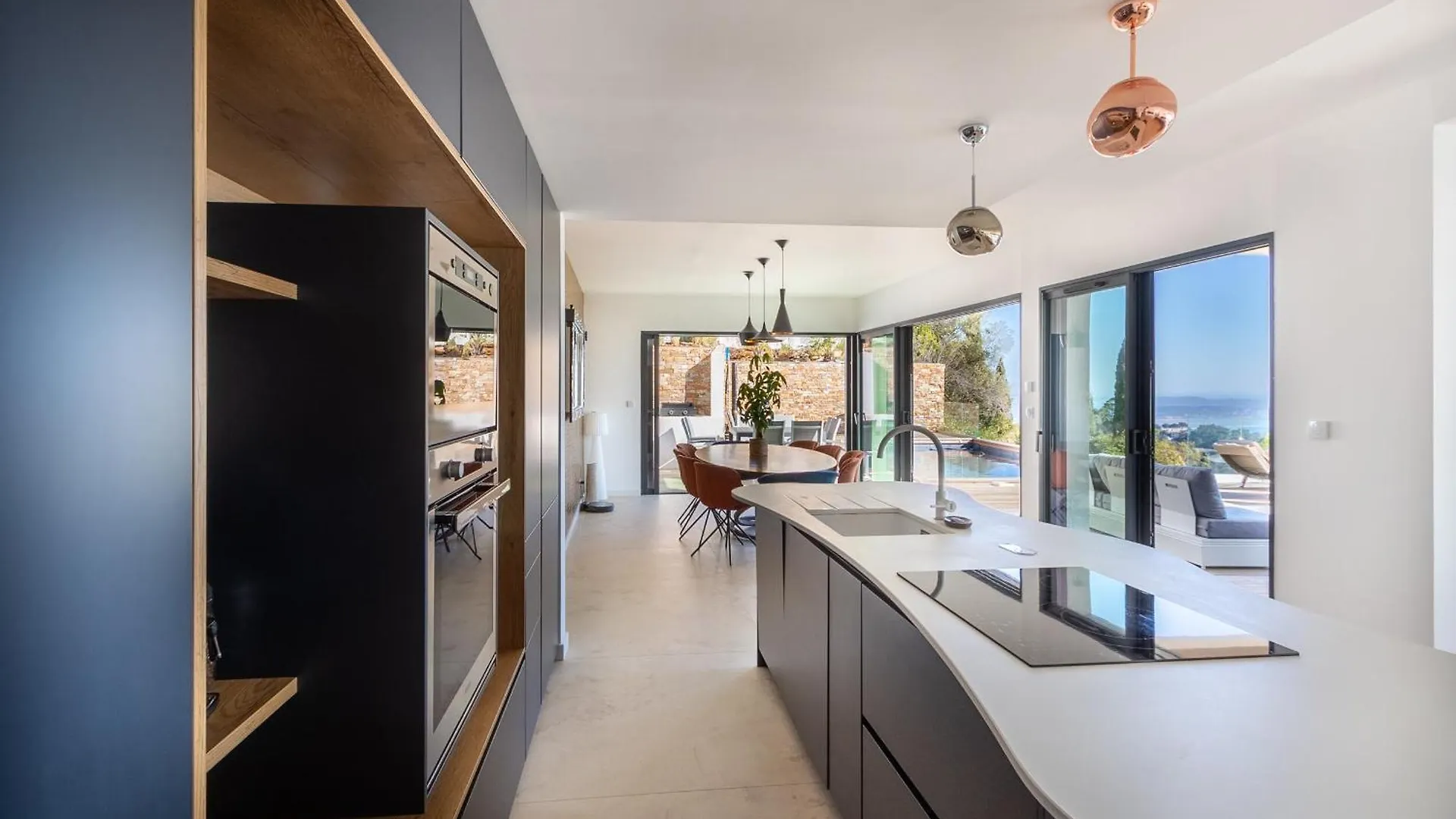 Villa Étoiles d'Or: Seaside Luxury in Carqueiranne France
