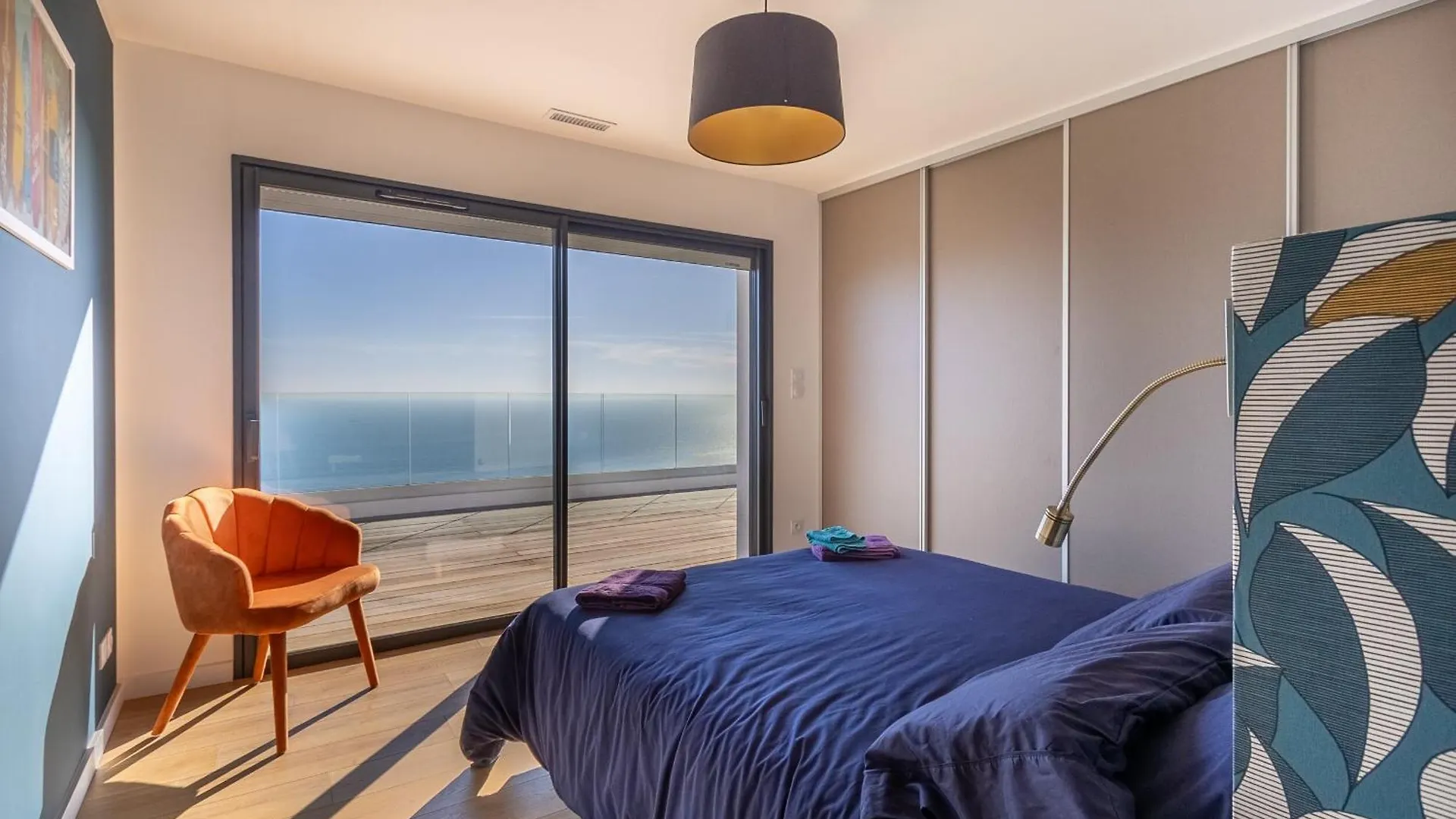 Villa Étoiles d'Or: Seaside Luxury in Carqueiranne 0*,