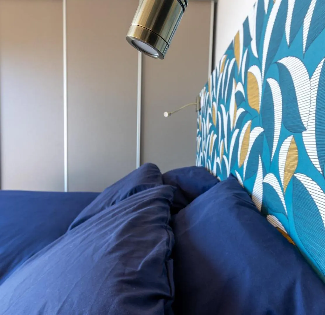 Villa Étoiles d'Or: Seaside Luxury in Carqueiranne France