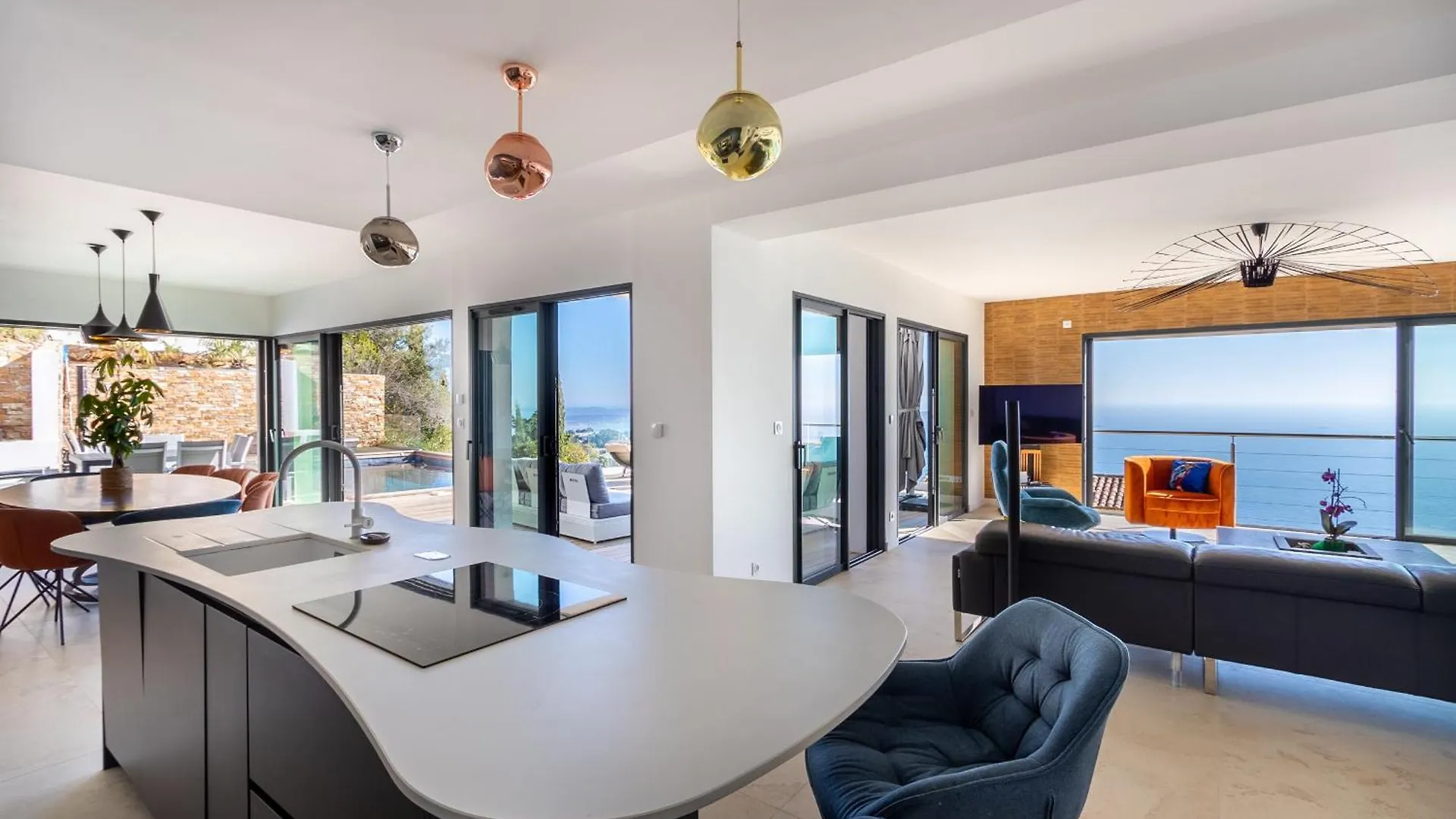 Villa Étoiles d'Or: Seaside Luxury in Carqueiranne