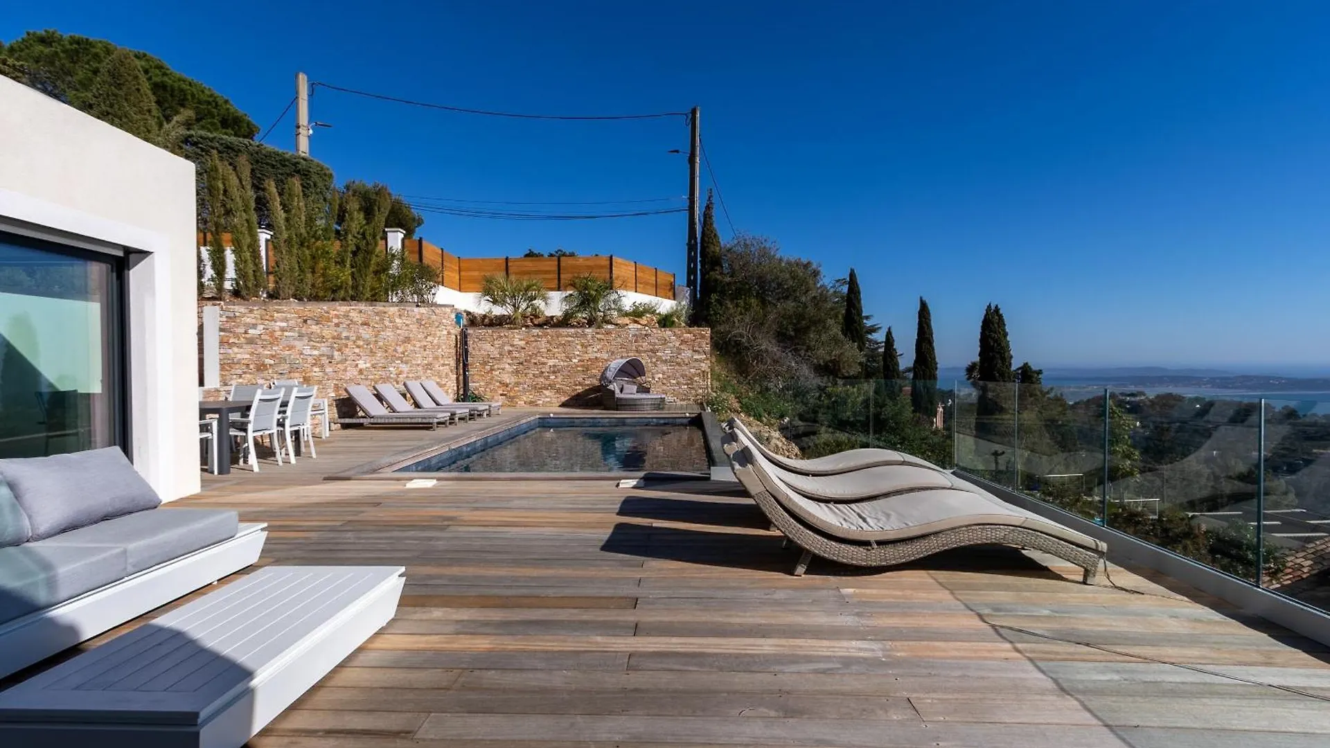 Villa Étoiles d'Or: Seaside Luxury in Carqueiranne 0*,