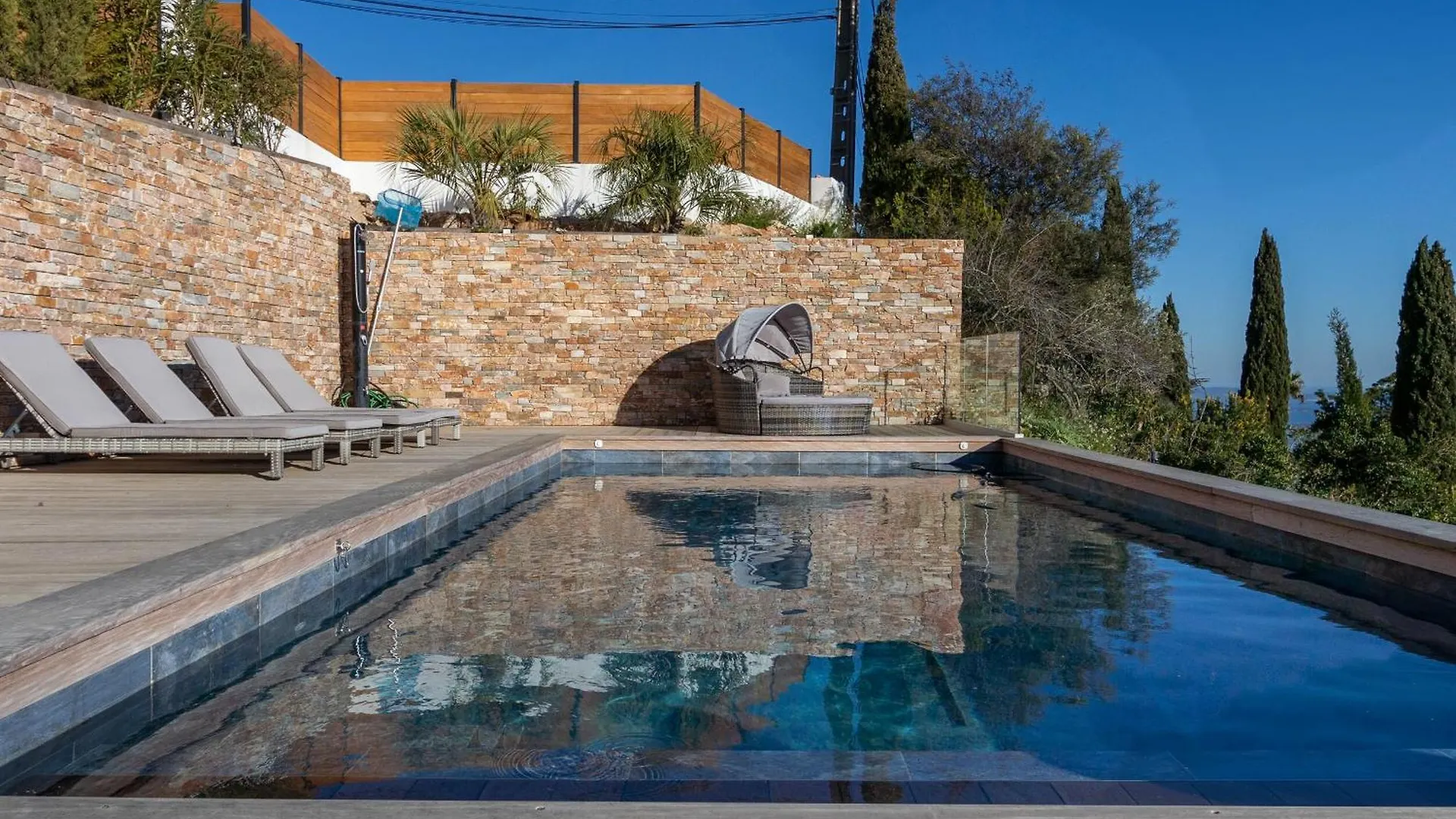 Villa 5 Etoiles Vue Sur Les Iles D'Or Carqueiranne Sea And Mountain Pleasure Villa Vue Mer La Californie
