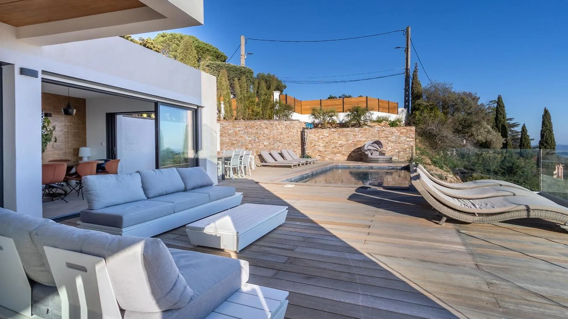 Villa Étoiles d'Or: Seaside Luxury in Carqueiranne