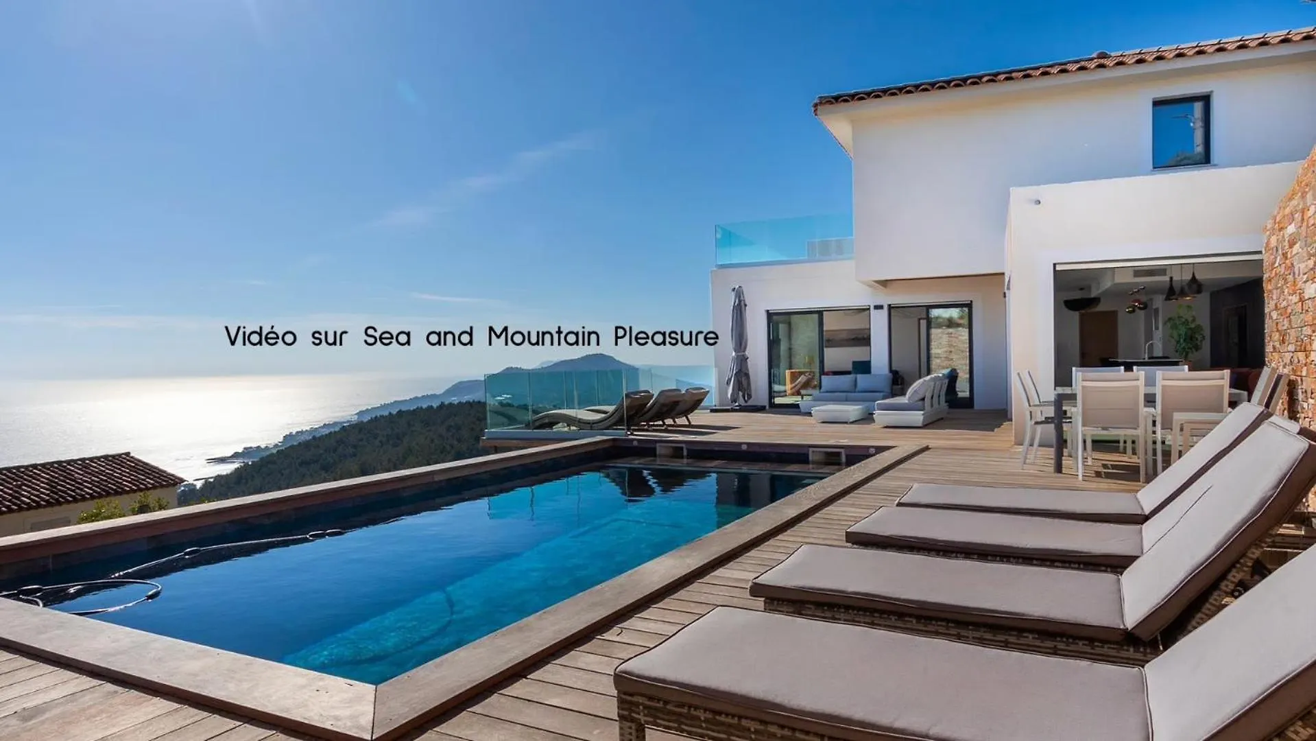 Villa Étoiles d'Or: Seaside Luxury in Carqueiranne